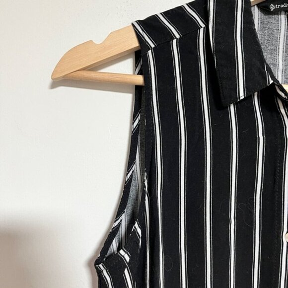 Stradivarius Sleeveless Button-Down Shirt Dress – Black/White Stripes – Medium - Picture 5 of 11